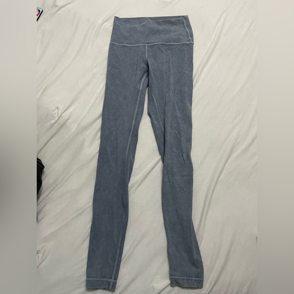 Lululemon Wunder Under High-Rise Legging 28” size 4 in color “washed moon blue”